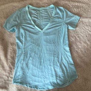 Lululemon woman’s active shirt light blue buttery soft